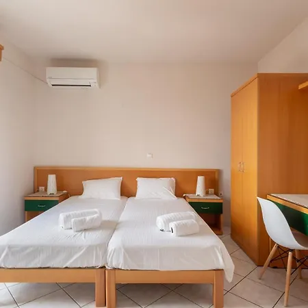 Naftilos 5* Lourdata (Kefalonia)