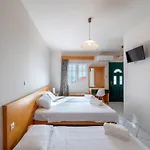 Otel Naftilos Lourdata (Kefalonia)