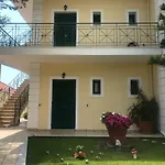 Otel Naftilos