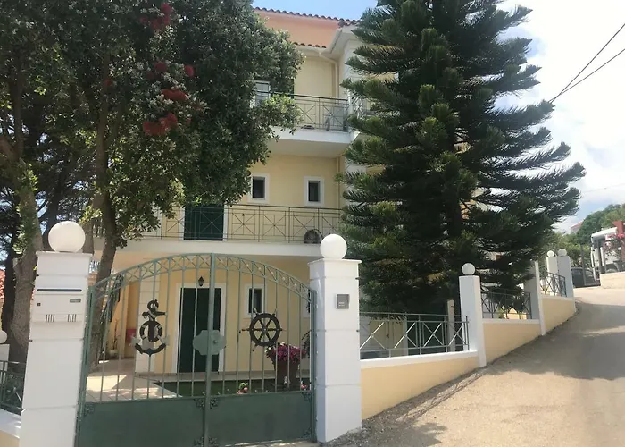 Hotel Naftilos