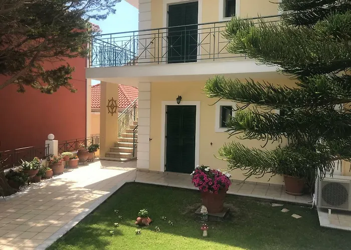 Naftilos Hotel 5*