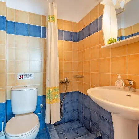 Hotel Naftilos Lourdata (Kefalonia)