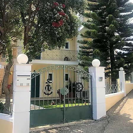 Naftilos Hotel Lourdata (Kefalonia)