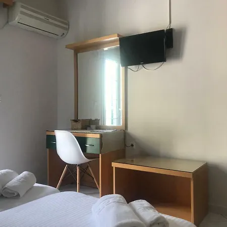 فندق Naftilos 5*