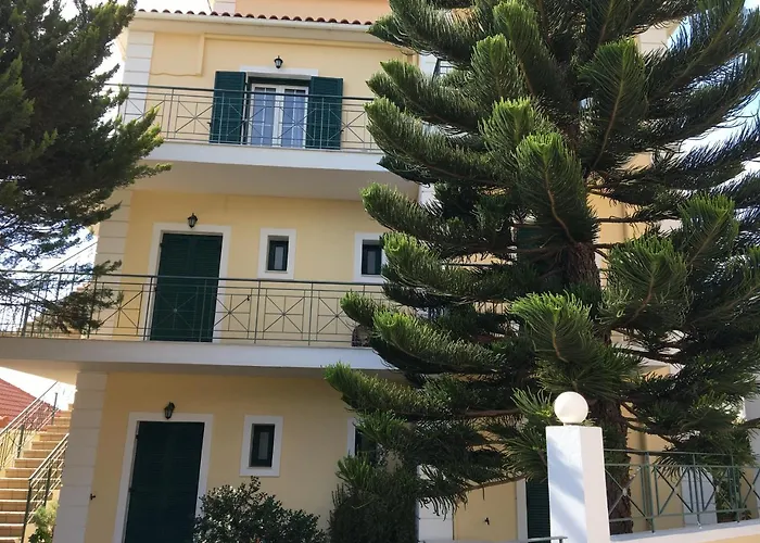 Naftilos ホテル ロウダータ